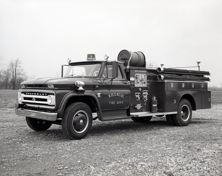 King-Seagrave delivery photo of serial 63062, a 1963 Chevrolet pumper of the Killaloe Fire Department in Ontario.