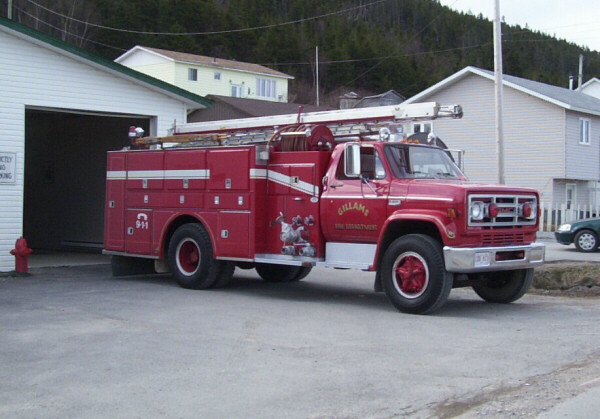 Photo of Pierreville serial PFT-323, a 1973 GMC pumper of the Gillams Fire Department in Newfoundland.