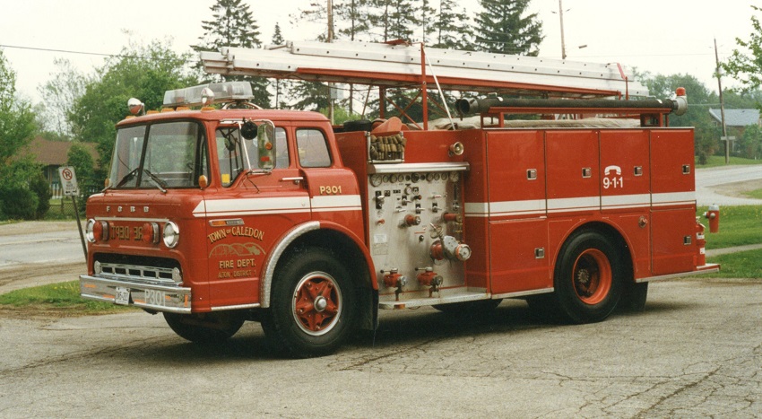 Photo of Pierreville serial PFT-953, a 1979 Ford pumper of the Caledon Fire Department in Ontario.