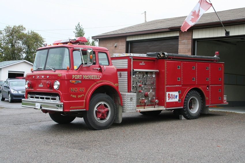Photo of Pierreville serial PFT-1239, a 1982 Ford pumper of the Tay Township Fire Department in Ontario.