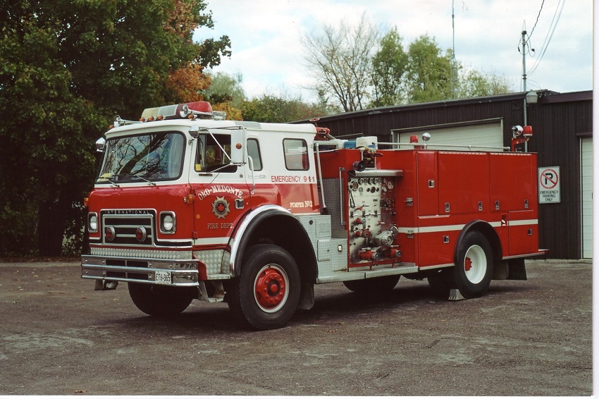 Photo of Pierreville serial PFT-1282, a 1982 International pumper of the Oro-Medonte Township Fire Department in Ontario.