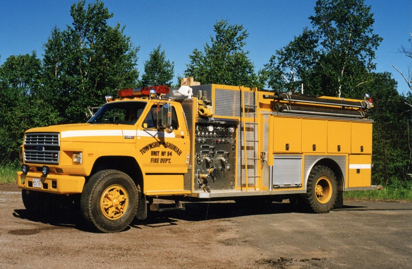 Photo of Superior serial SE 703, a 1986 Ford pumper of the Shuniah Township Fire Department in Ontario.