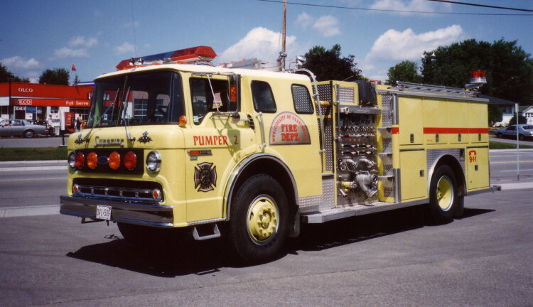 Photo of Superior serial SE 859, a 1988 Ford pumper of the Clarington Fire Department in Ontario.