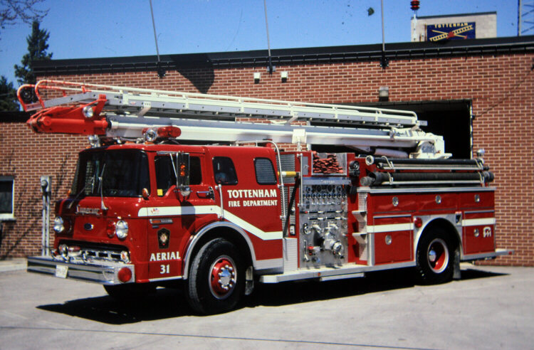 Photo of Superior serial SE 940, a 1988 Ford pumper of the Tottenham Fire Department in Ontario.