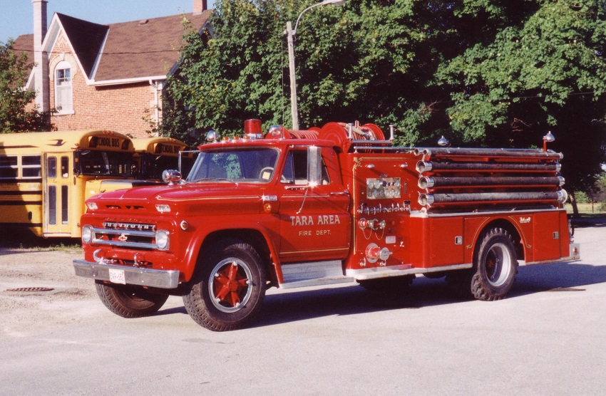 Photo of Thibault serial 15691, a 1965 Chevrolet pumper of the Tara-Arran Fire Department in Ontario.