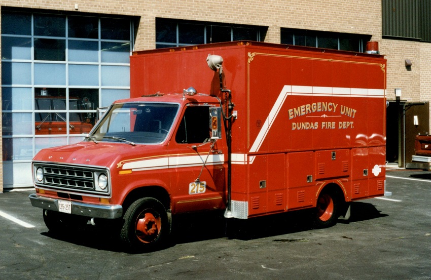 Photo of a 1978 Ford Thibault walk-in rescue of the Dundas Fire Department in Ontario.