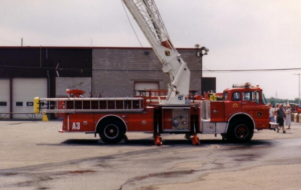Photo of Thibault serial T79-149, a 1980 Ford quint of the Kanata Fire Department in Ontario.