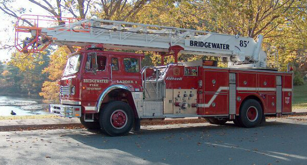 Photo of Thibault serial T81-104, a 1981 International aerial of the Bridgewater Fire Department in Nova Scotia.