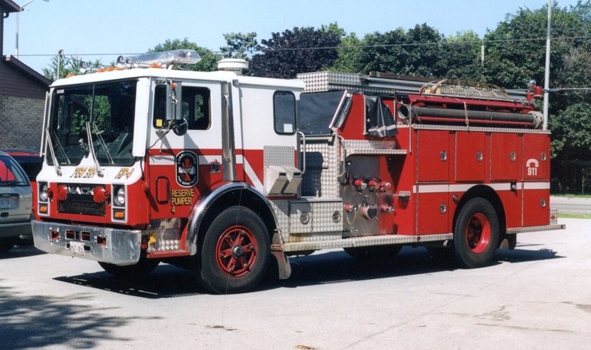 Photo of Thibault serial T82-115, a 1982 Mack pumper of the Scarborough Fire Department in Ontario.