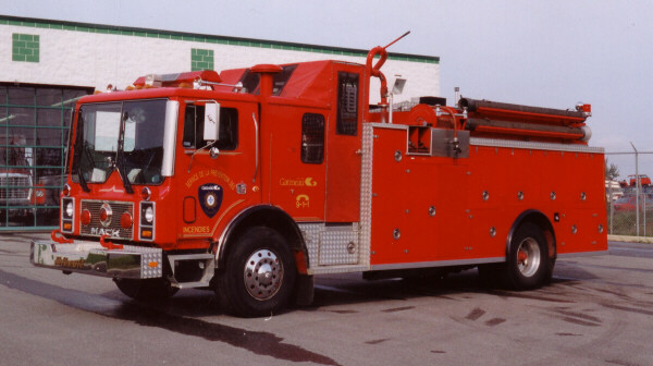 Photo of Thibault serial T90-383, a 1990 Mack pumper of the Service de Sécurité Incendie de Gatineau  in Quebec.