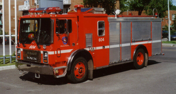 Photo of Thibault serial T91-104, a 1991 Mack pumper of the Service de Sécurité Incendie de Montréal in Quebec.
