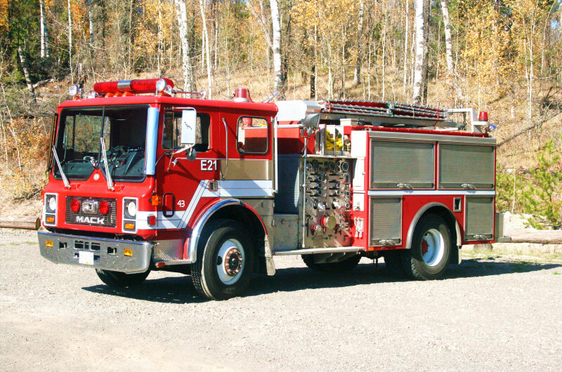 Photo of Anderson serial MT-1250-97, a 1987 Mack pumper of the Watch Lake / North Green Fire Department in British Columbia.