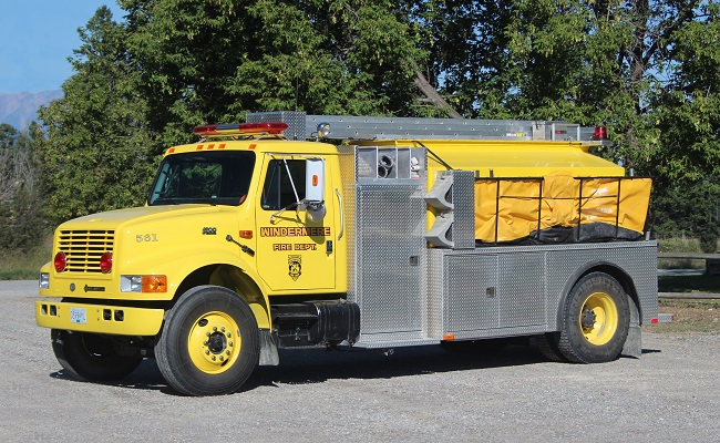Photo of Anderson serial 9408ICA150094002730, a 1994 International tanker of the Windermere Fire Department in British Columbia.