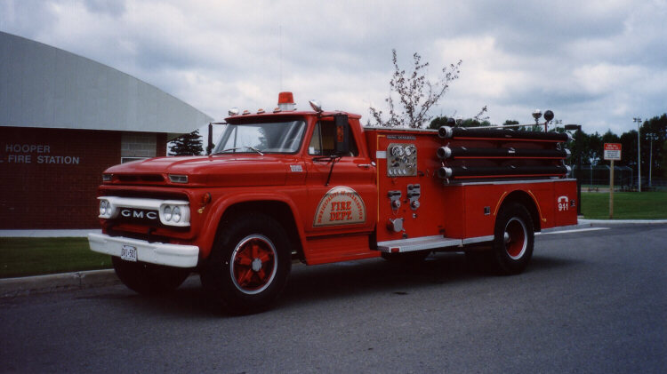 Photo of King-Seagrave serial 65049, a 1965 GMC pumper of the Clarington Fire Department in Ontario.