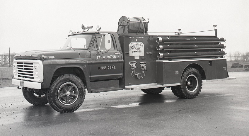 King-Seagrave delivery photo of serial 67021, a 1967 Ford pumper of the Horton Township Fire Department in Ontario.