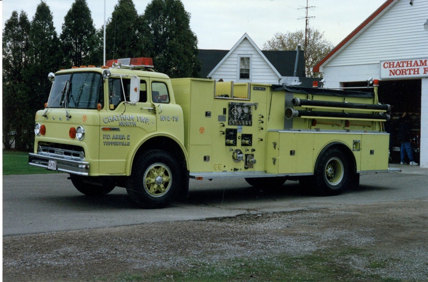 Photo of King-Seagrave serial 79026, a 1979 Ford pumper of the Chatham Township Fire Department in Ontario.