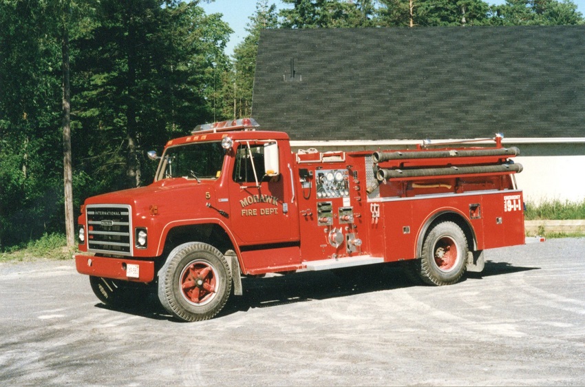 Photo of King-Seagrave serial 79040, a 1980 International  pumper of the Mohawk Fire Department in Ontario.