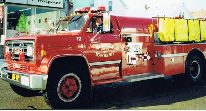 Photo of King-Seagrave serial 79070, a 1980 GMC tanker of the Norfolk Township Fire Department in Ontario.