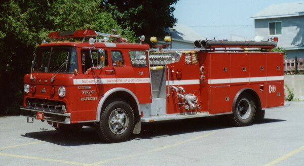 Photo of Pierreville serial PFT-959, a 1980 Ford pumper of the Service de Sécurité Incendie de Deux-Montagnes in Quebec.