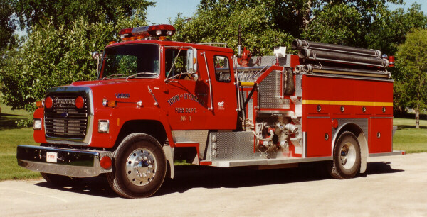 Photo of Superior serial SE 919, a 1988 Ford pumper of the Steinbach Fire Department in Manitoba.